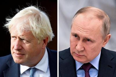 Vladimir Putin threatened to kill me with a missile, says Boris Johnson