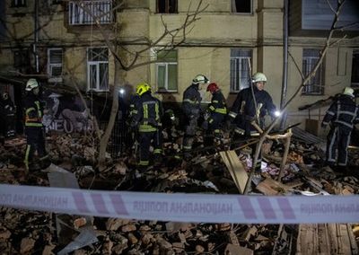 Ukraine: Four killed in Russian strikes on hospital, school and apartment building