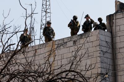 Israeli forces kill Palestinian man in Hebron as tensions spiral