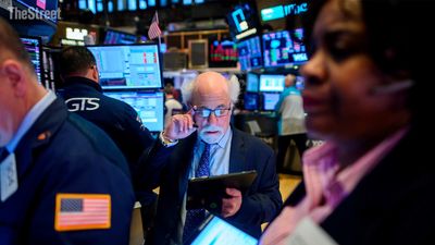 Stock Market Today: Stocks Lower Ahead of Fed, 'Tech Super Bowl' and Jobs Data Week