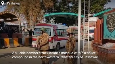 Bomber kills 34, wounds 150 at Pakistan mosque