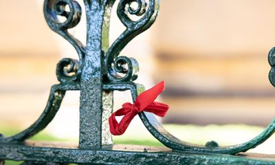 George Pell funeral: removing abuse victims’ ribbons is wrong, former church official says