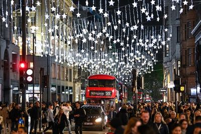 Oxford Street footfall surges 20% in December as workers return