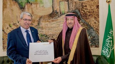 King Salman Receives Message from President of Algeria