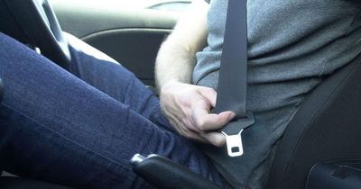 Motorists who don't wear seat belts 'should get points on their licence'