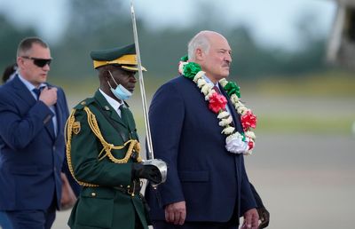 Belarus' Lukashenko visits fellow Russia ally Zimbabwe