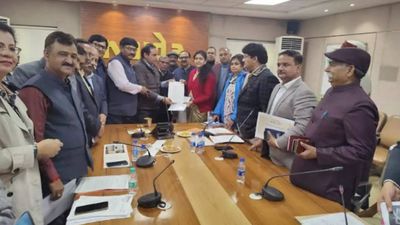 FONRWA meet Noida CEO, raise residents' demands