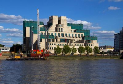 MI5 spies broke law by holding people’s intercepted data for years