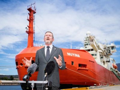 Head of Australian Antarctic Division to step down