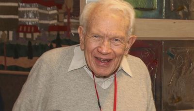 ‘Father of Peeps’ marshmallow candies Bob Born dies at 98