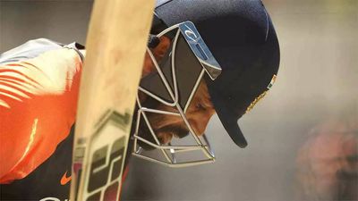 Murali Vijay retires, unlikely to play domestic cricket either