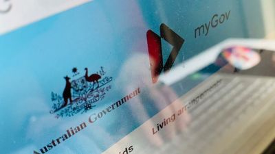 Drivers licences, births and deaths and the census could feature in myGov expansion