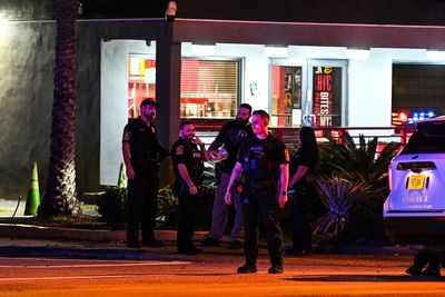 At least 10 wounded in ‘targeted’ Florida drive-by shooting