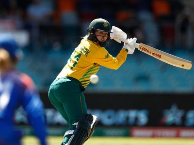 Dane van Niekerk ‘absolutely broken’ to miss World Cup over fitness standards