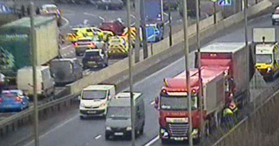 M8 Hermiston Gate: Edinburgh crash leads to disruption for drivers