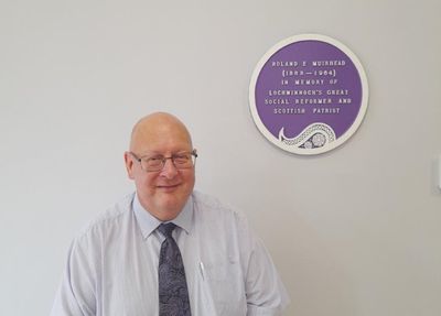 Plaque pays tribute to 'forgotten' work of first SNP president Roland Muirhead