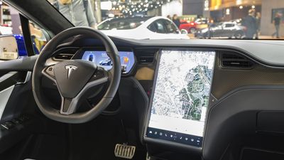Justice Department probing Tesla over Autopilot system