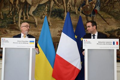 France to send 12 additional Caesar howitzers to Ukraine