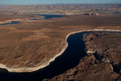 US states propose Colorado River cuts, California lone holdout