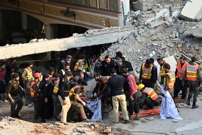 Pakistan mosque blast that killed 100 was 'revenge against police'