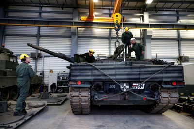 Poland aims to get training time on Leopard tanks down to 5 weeks