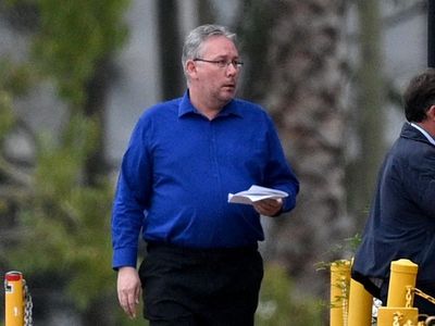 Deputy principal blames alcohol on teen sex chats