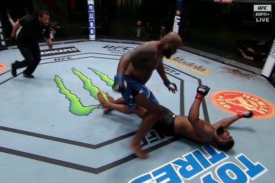 UFC free fight: Derrick Lewis starches Curtis Blaydes with nasty uppercut