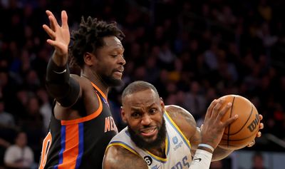 NBA fans on Twitter react to Lakers’ win over the Knicks in New York City