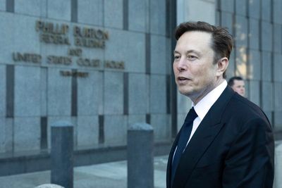 EU official pushes Musk for Twitter's progress on new rules