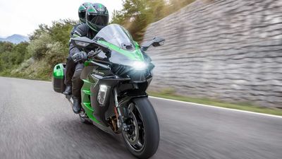 2023 Kawasaki H2 SX SE Flagship Sport Tourer Gets A Modest Update