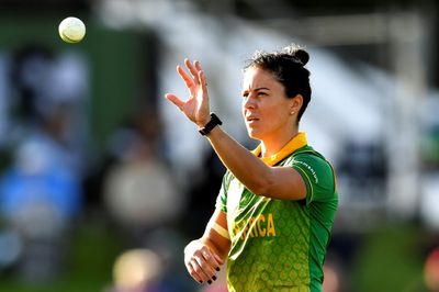 Kapp out of S.Africa final after wife's World Cup snub