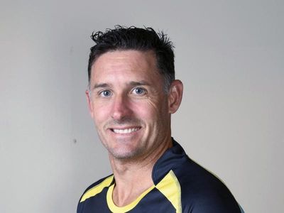 'Mr Cricket' Hussey lands coaching job in The Hundred