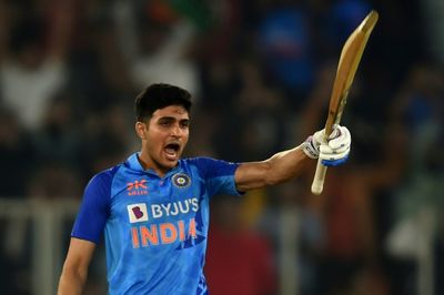 Gill ton helps India crush New Zealand to clinch T20 series