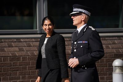 Braverman tells police to stop ‘posing for photos’ with disruptive protesters
