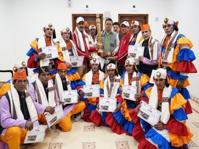 Uttarakhand: CM Dhami Announces Rs 50,000 To Each Tableau Artist For Winning 1st Prize In Republic Day Parade