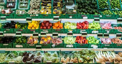 The little-known box trick supermarkets use to make vegetables appear 'fresher'