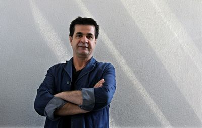 Jailed Iran filmmaker Jafar Panahi says on hunger strike