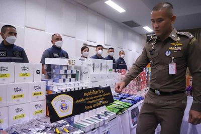 No vaping for smokers, no bail for 'extortion' police
