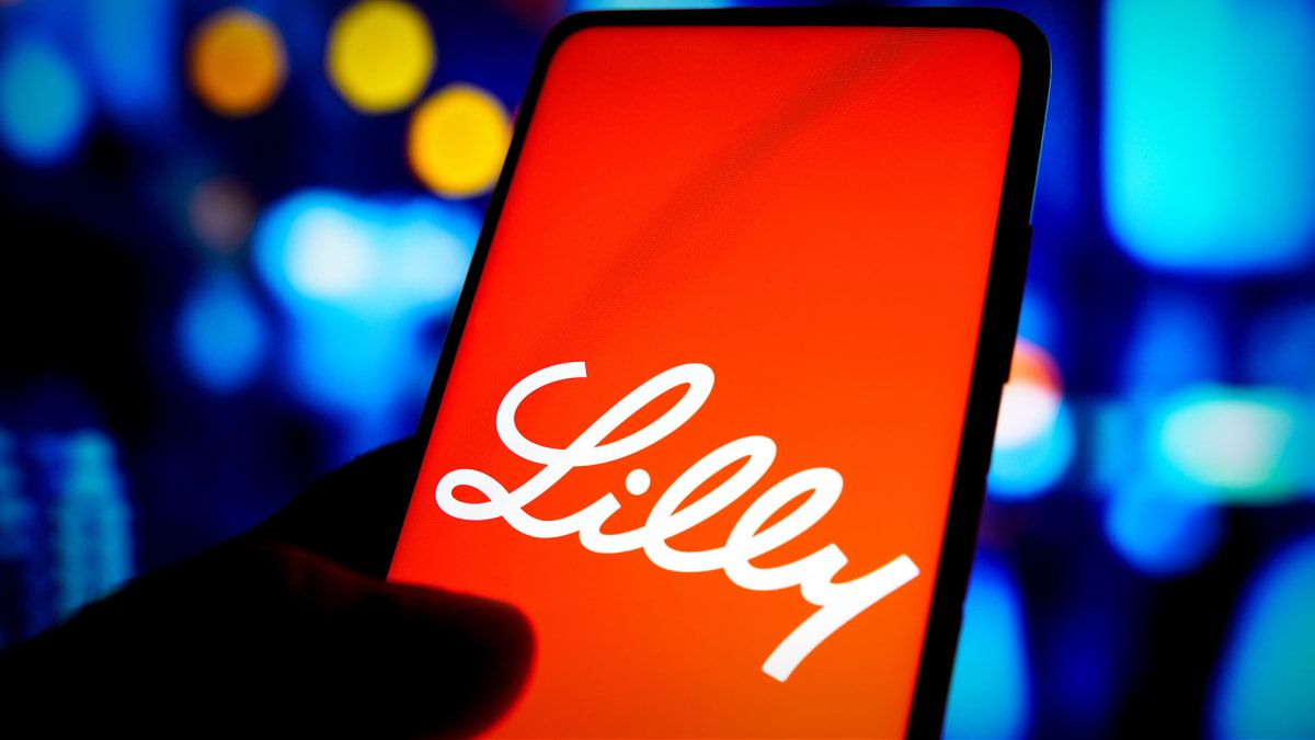 Eli Lilly Tops Q4 Earnings Forecast, Lifts 2023…