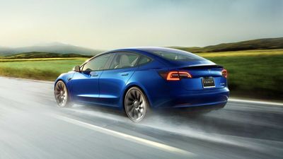 Should All New Cars Be Electric? Journalist Shares His Story