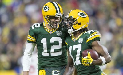 Davante Adams has a one-word response to Aaron Rodgers rumors that has NFL fans buzzing