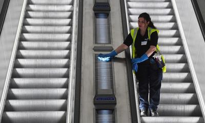Low-paid TfL contract staff to get free travel across network