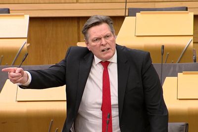 Angry Stephen Kerr called out for noisy Holyrood speech