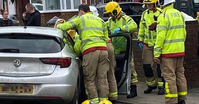 Off duty nurses run to help man stuck in car after crash