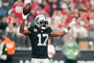 Raiders WR Davante Adams, RB Josh Jacobs named NFLPA Players’ 1st Team All Pro