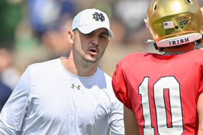 Report: Notre Dame’s Tommy Rees to Interview for Alabama OC Job