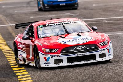 Moffat ditches TCR for Trans Am