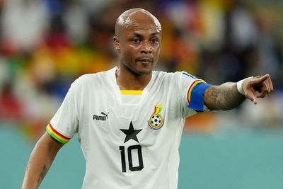 Free agent Andre Ayew joins Nottingham Forest for remainder of the season