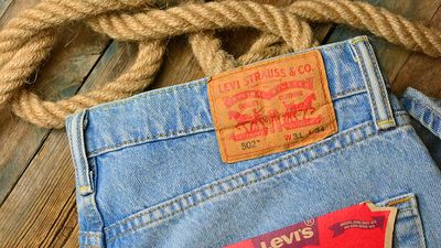 Levi Strauss Stock Up 5 Of Last 6 Sessions; Ready To Suit Up?