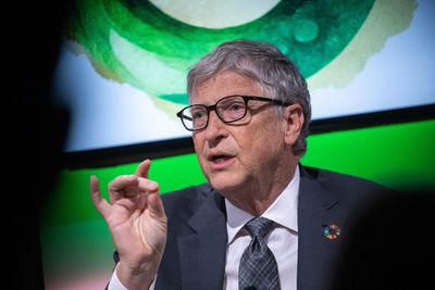 Bill Gates says A.I. like ChatGPT is ‘every bit as important as the PC, as the internet’